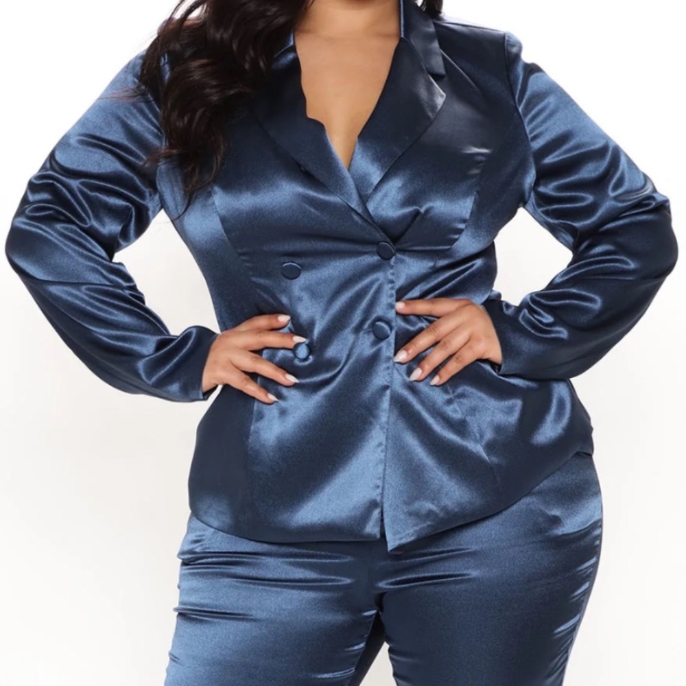 Fashion Nova Enjoy The Moment Satin Blazer Set - Blazer - Sz. XL